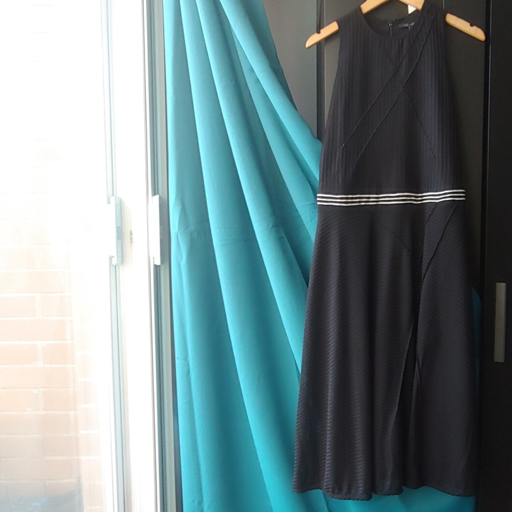 Stella & Jamie Sleeveless Mesh Maxi